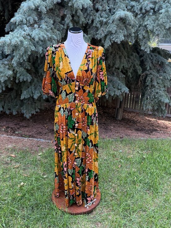 FARM Rio Dresses & Skirts - Farm Rio Garden Velvet Midi Dress M